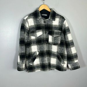 Carmar Shacket Plaid Women’s Size Small